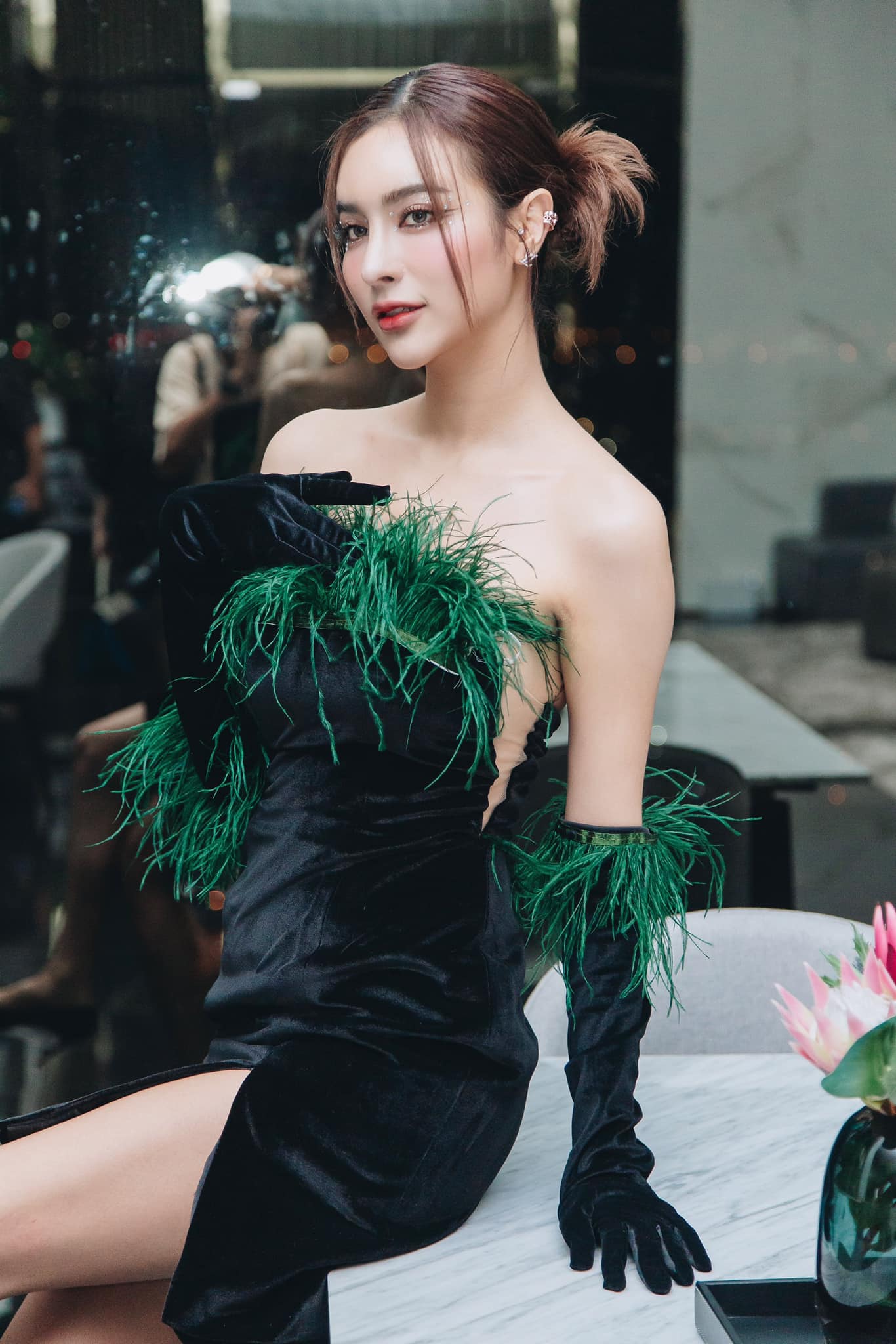 อีฟ ชญานิศฐ์ ดาราเซ็กซี่ระดับแถวหน้า แถมยังโชว์หุ่นSEXลงโซเชี่ยวด้วย 24