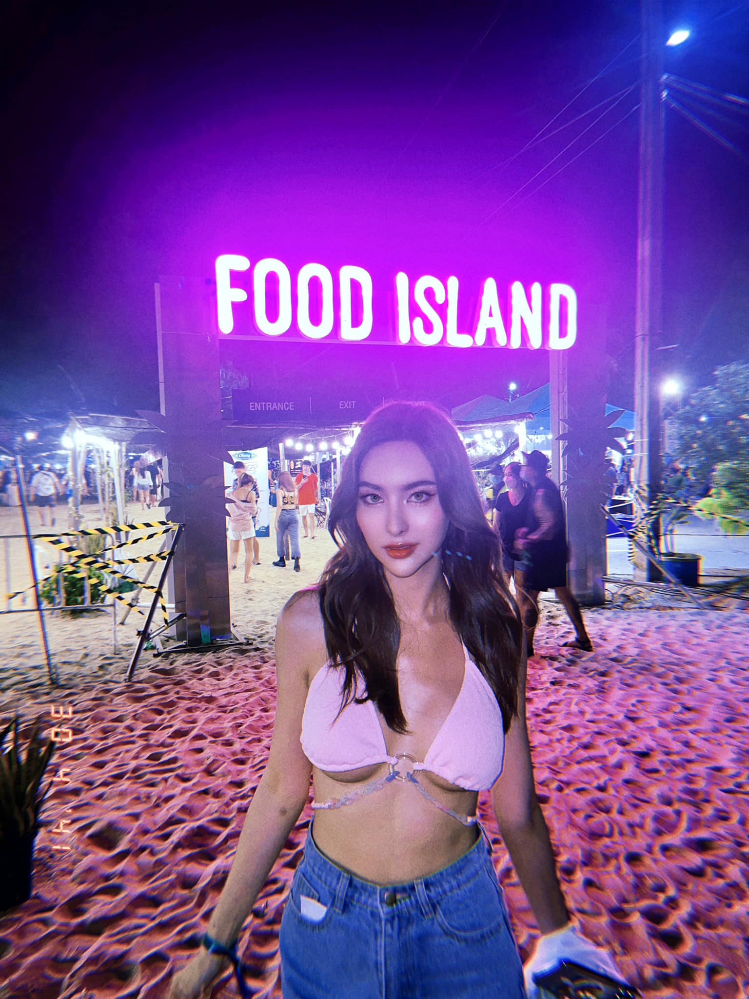 อีฟ ชญานิศฐ์ ดาราเซ็กซี่ระดับแถวหน้า แถมยังโชว์หุ่นSEXลงโซเชี่ยวด้วย 25