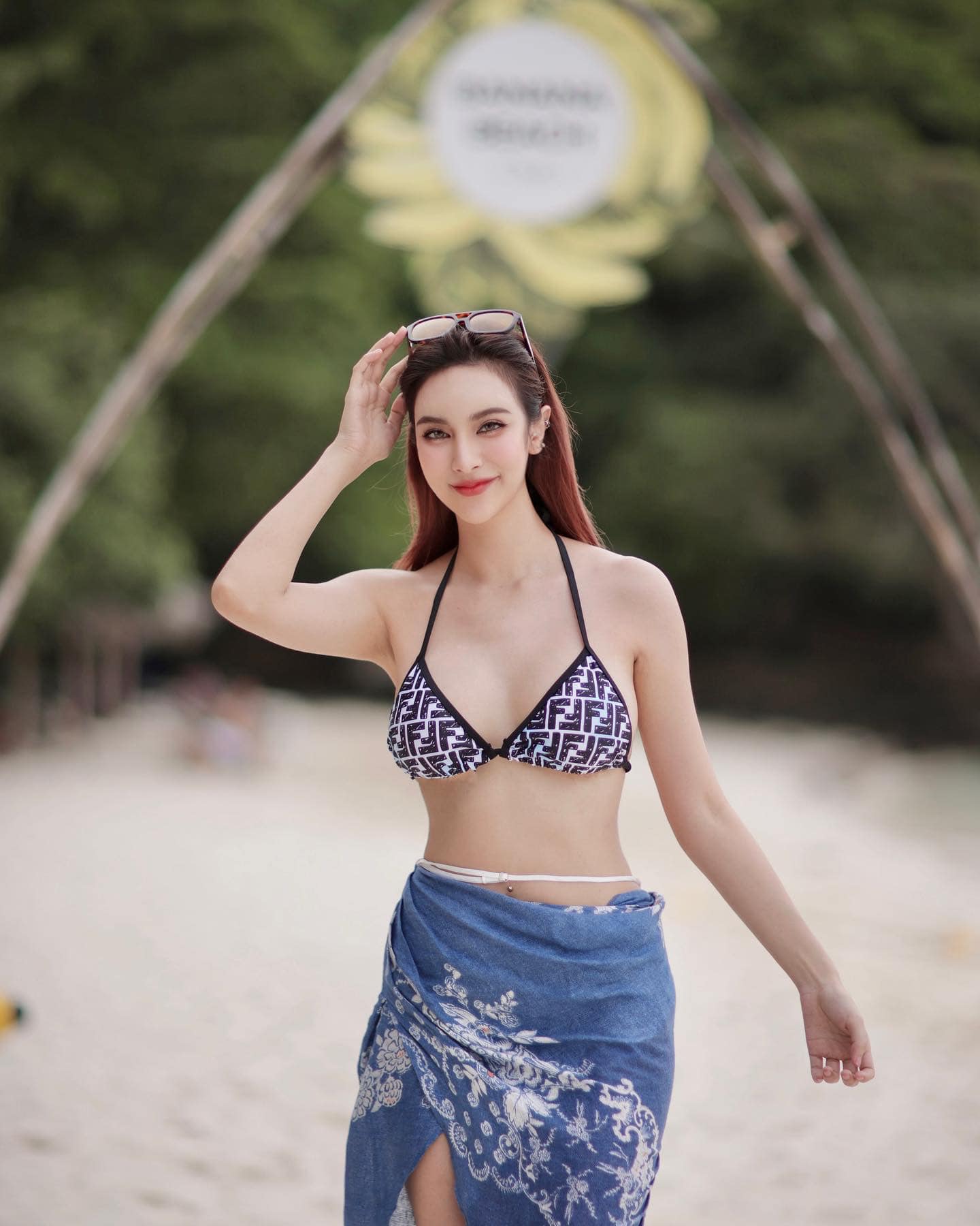 อีฟ ชญานิศฐ์ ดาราเซ็กซี่ระดับแถวหน้า แถมยังโชว์หุ่นSEXลงโซเชี่ยวด้วย 45