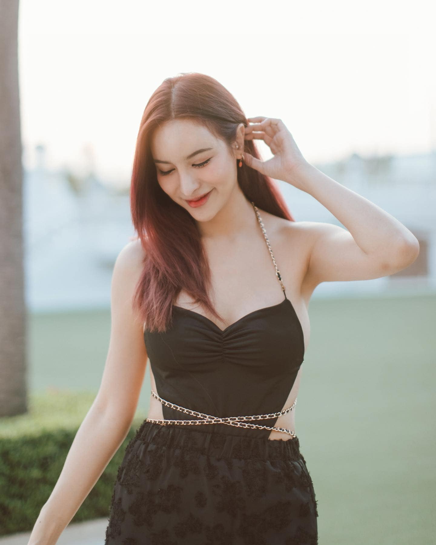 อีฟ ชญานิศฐ์ ดาราเซ็กซี่ระดับแถวหน้า แถมยังโชว์หุ่นSEXลงโซเชี่ยวด้วย 50