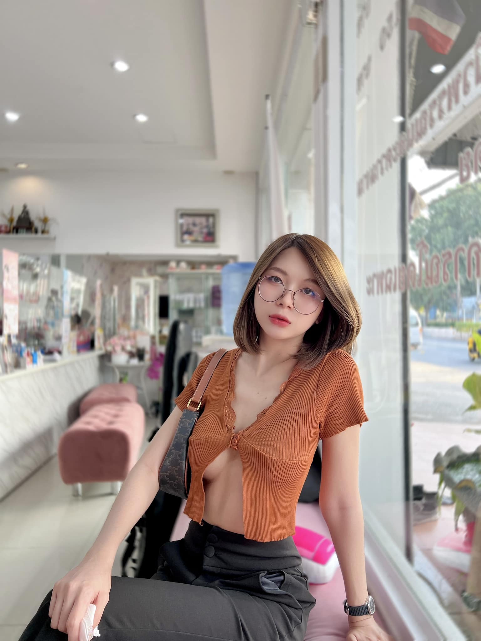 น้อง ขวัญแว่น ถ่ายอะไรก็สวยไปหมด
