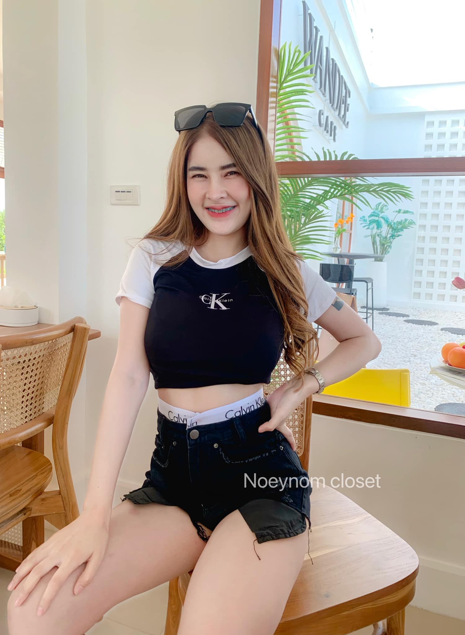 น้องพะพอย สาวดัดฟันขาวสวยหุ่นดีน่าโดนสุดๆลีลาเด็ดโดนใจหนุ่มๆ 48