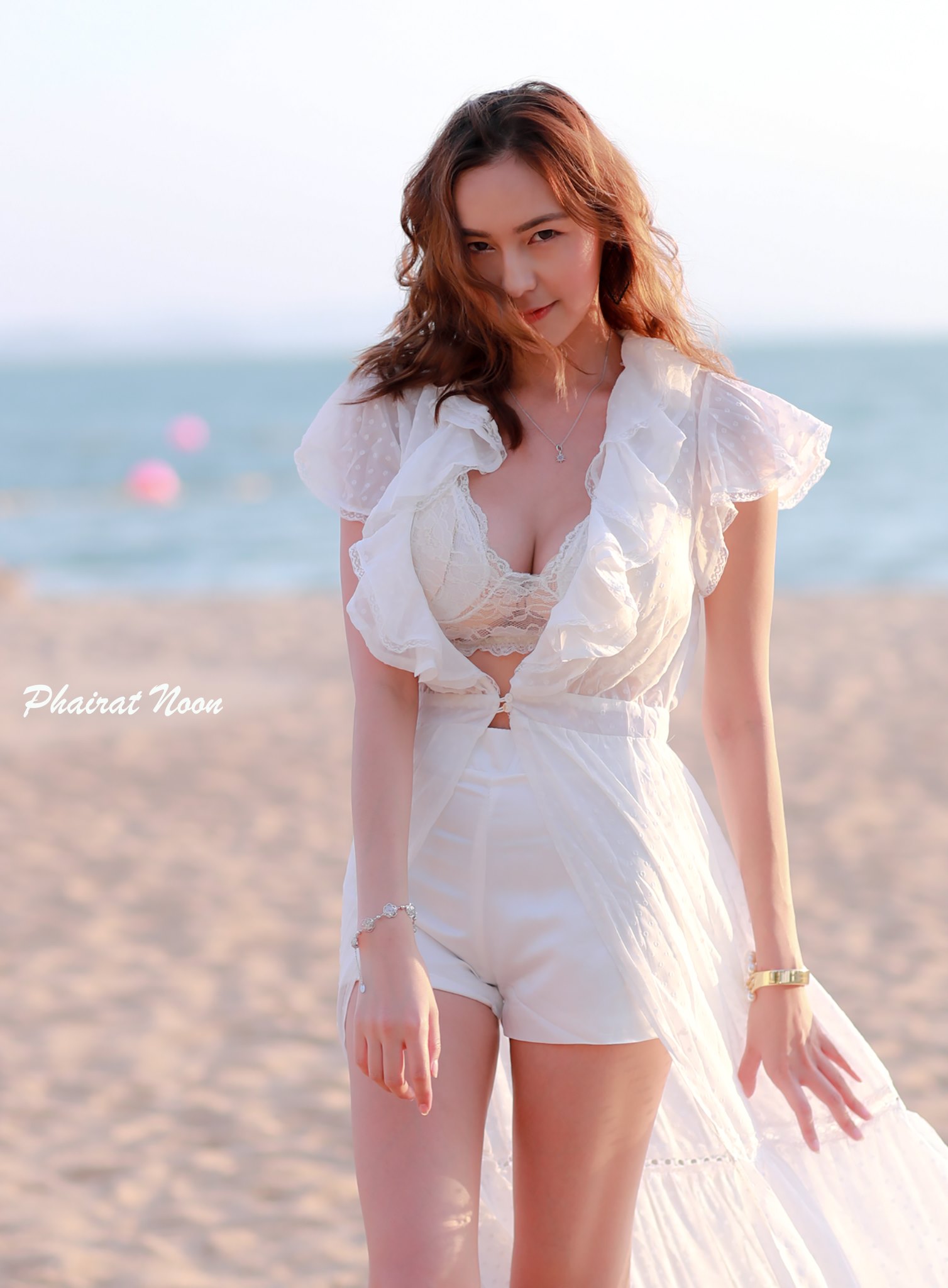 พัชชี่ เน็ตไอดอล สาวสวยแห่งประเทศลาว หุ่น หน้าตา ลีลาเร้าใจคนดูสุดๆ 25