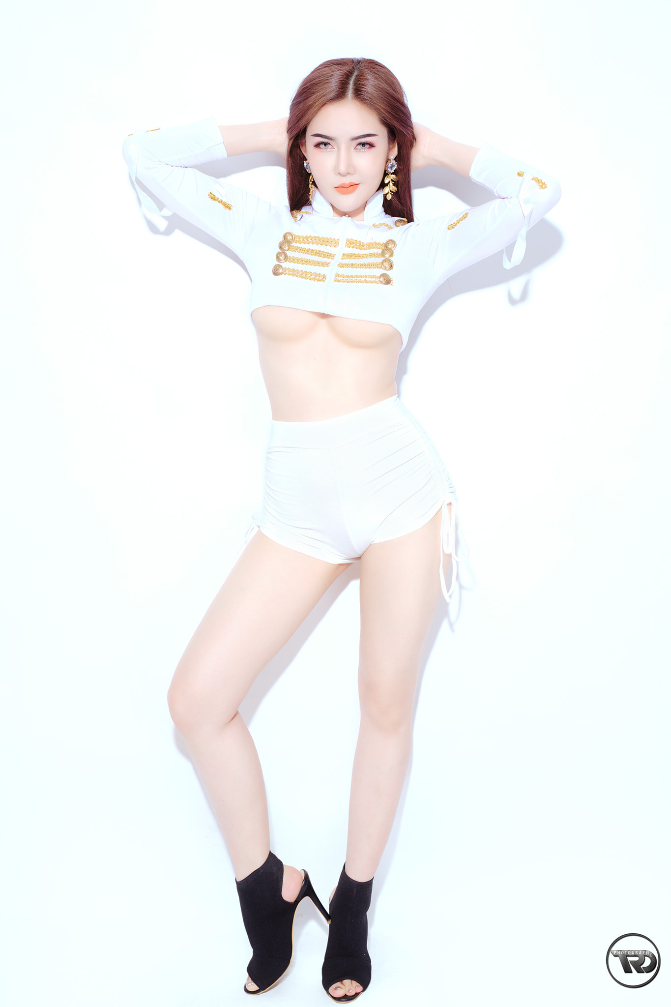 DJน้องนุ๊กนิ๊ก สาวสวยผิวเนีนยขาวหุ่นดีลีลาเด็ด ท่าเต้นนี่เล้าใจวันรุ่นสุดๆ 12