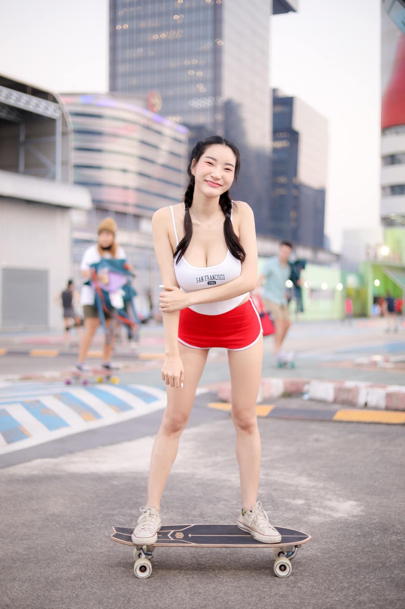 น้องหมวยลี่ onlyfans การถ่ายแบบของเธอดีกรีไม่ธรรมดาลีลาเด็ดสุดๆ 183