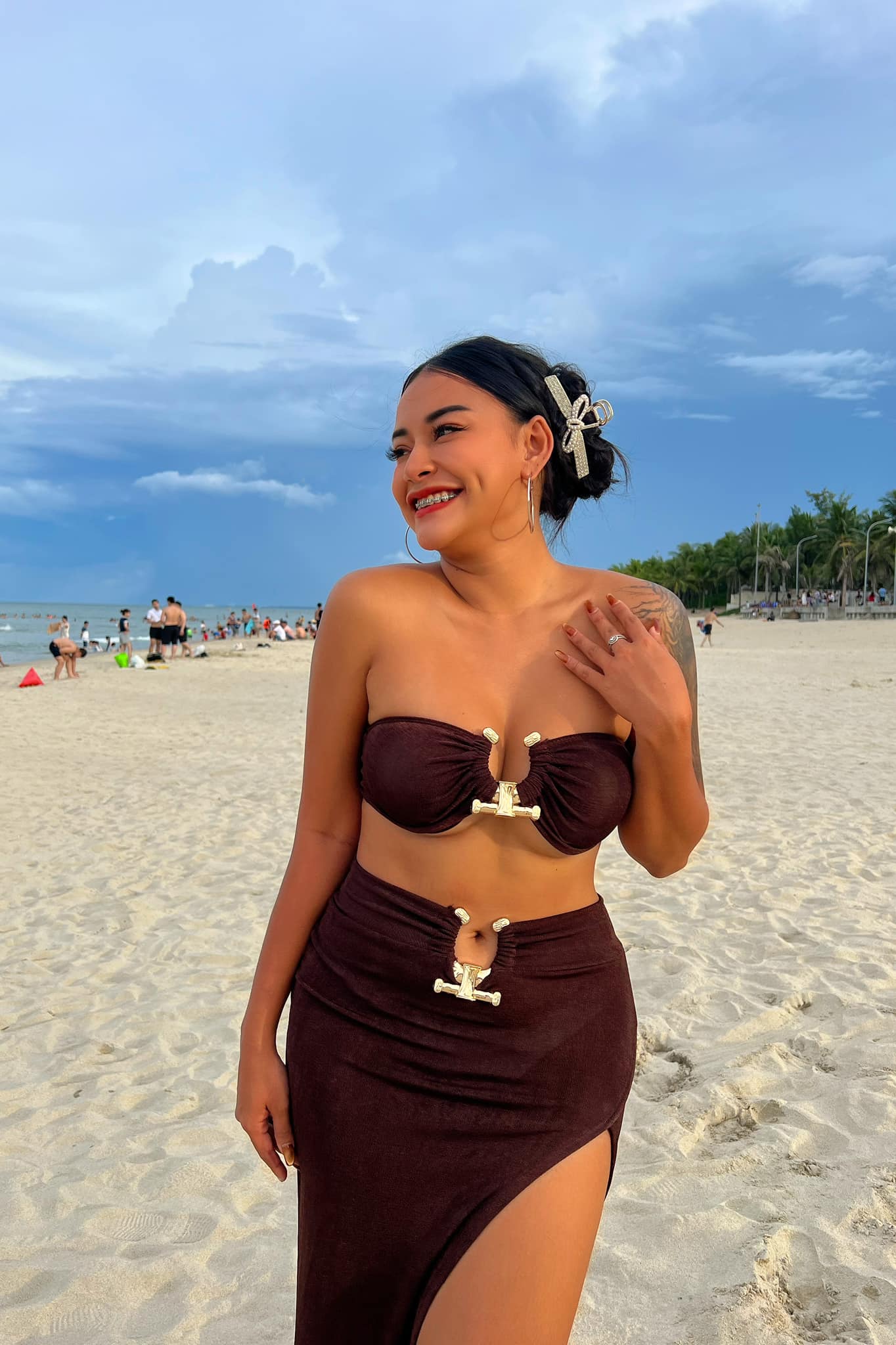 ปิ่น กาญจนาพร ไบค์เกอร์สาวสวยหุ่นแซ่บเผ็ดหุ่นปังผิวสีแทนที่มาแรงสุดๆ 20