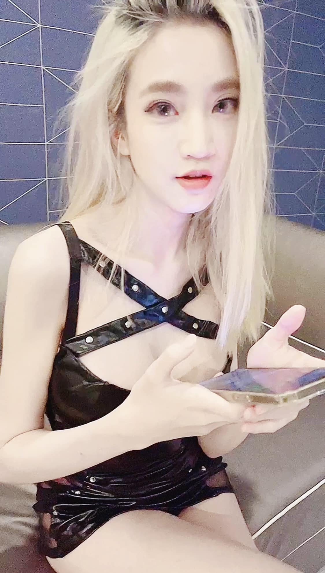 น้องมะมิ้งค์ นางแบบสาวสวยหุ่นแซ่บสูงยาวเข่าดีหน้าอกตูมทำโอลี่แฟน18+ 94