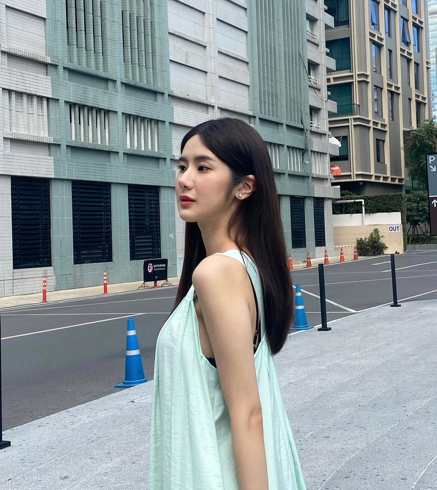 น้องนุ่น เปิดวาร์ปเน็ตไอดอลดารานักแสดงสาวสวยขาวมีออร่าหุ่นเด็ด18+ 18
