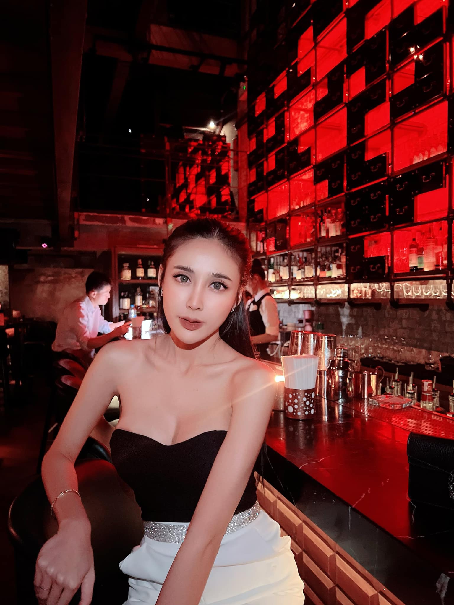 น้องนิวตัน สาวน้อยสุดแซ่บที่กำลังเป็นที่น่าจับตามองบนโลกออนไลน์ 30