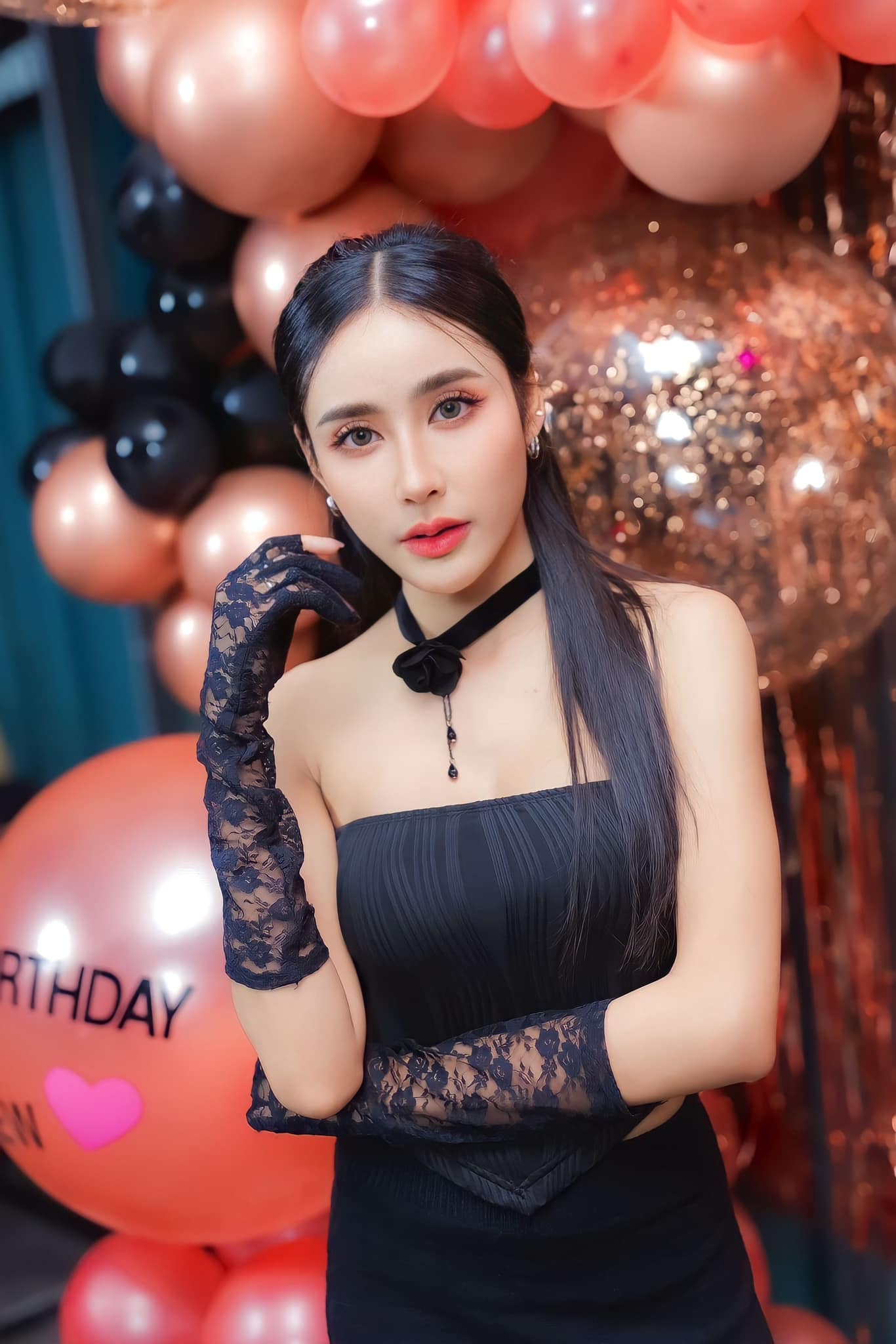 น้องนิวตัน สาวน้อยสุดแซ่บที่กำลังเป็นที่น่าจับตามองบนโลกออนไลน์ 35