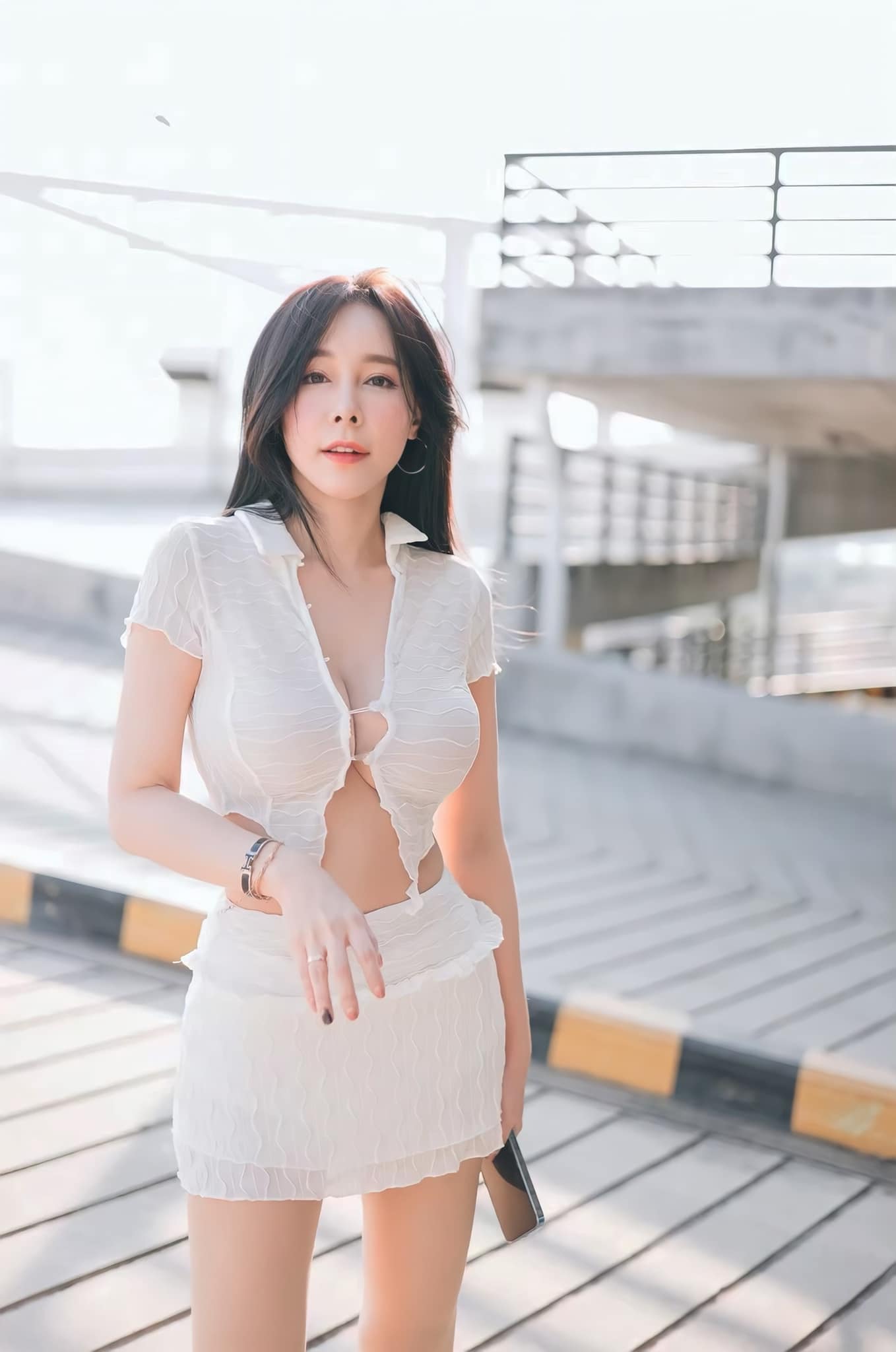 น้องฟ้า เน็ตไอดอลสวยเซ็กส์ซี่วาดหวิวขาวหน้าอกใหญ่เกินต้านไม่แผ่ว18+ 18