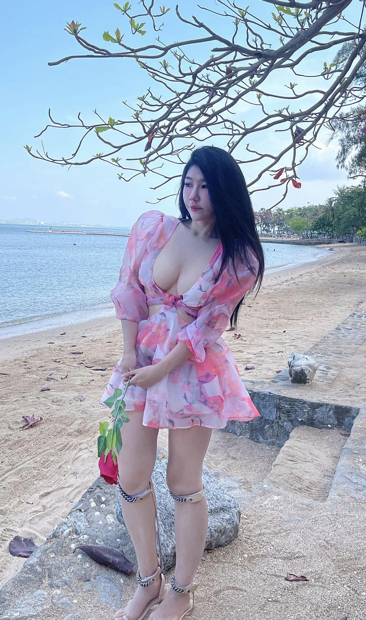 น้องมิก้า เจ้าของฟาร์มเห็ดกับหุ่นสุดเอ็กซ์ดังไกลข้ามแดนอกใหญ่เซ็กซี่18+ 39