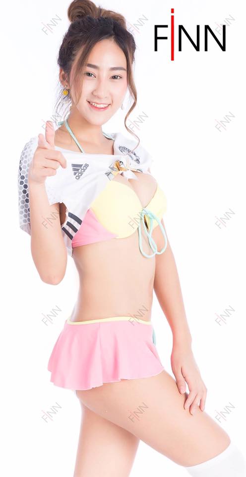 ชมภู่ ชลชญา สาวFHMสวยน่ารักความสามารถล้นๆชอบฟุตบอลทีมหงส์แดง 6