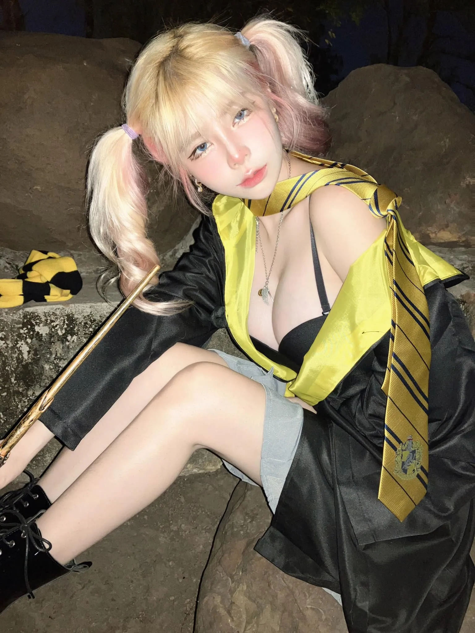 แป้งสามป๋องซาว เน็ตไอดอลสาวสวยสุดเซ็กซี่ 16