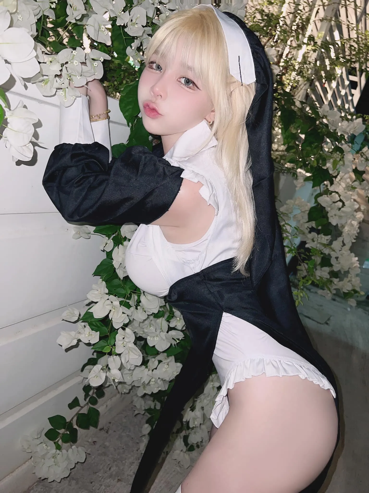 แป้งสามป๋องซาว เน็ตไอดอลสาวสวยสุดเซ็กซี่ 20