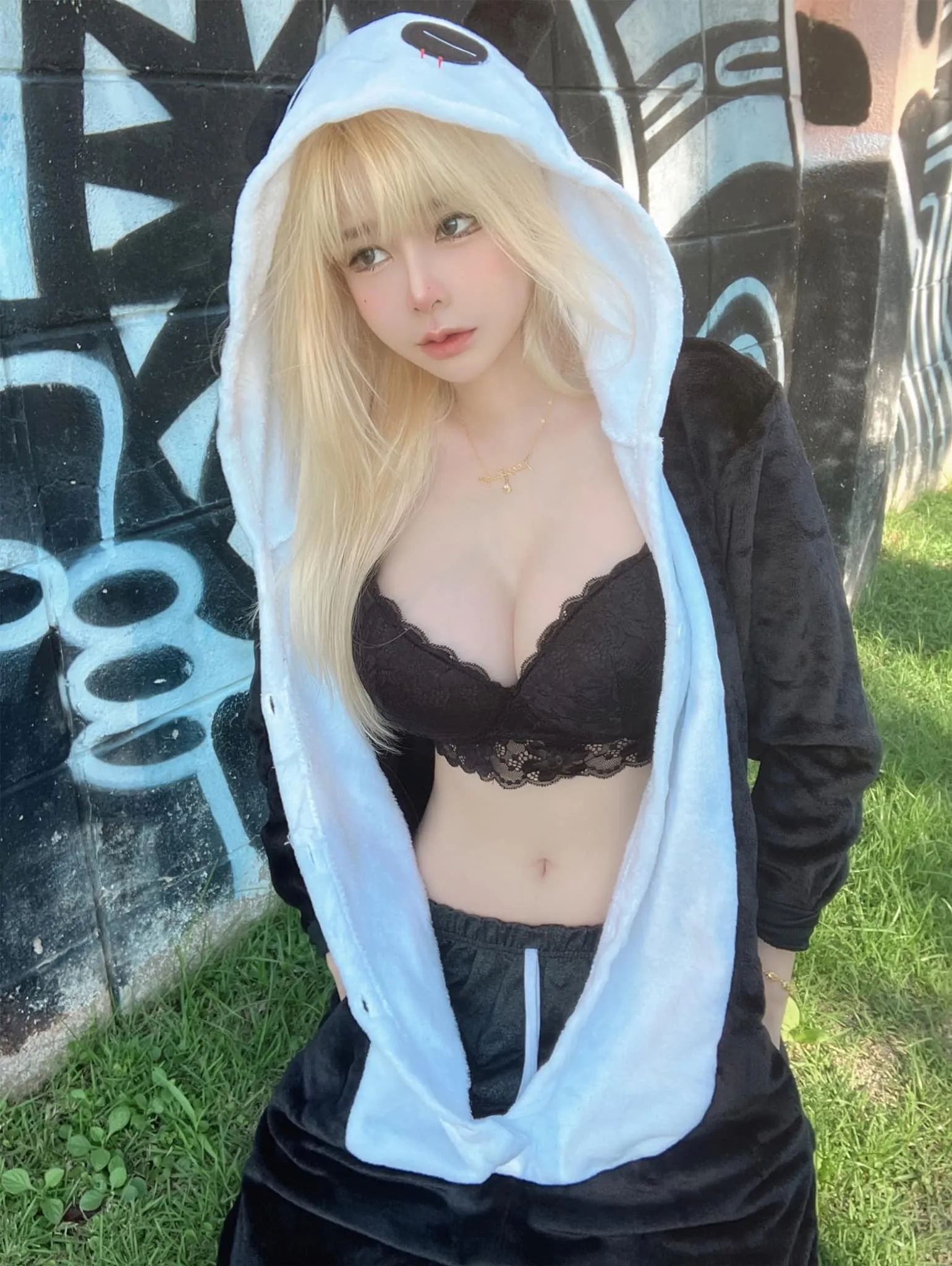 แป้งสามป๋องซาว เน็ตไอดอลสาวสวยสุดเซ็กซี่ 35