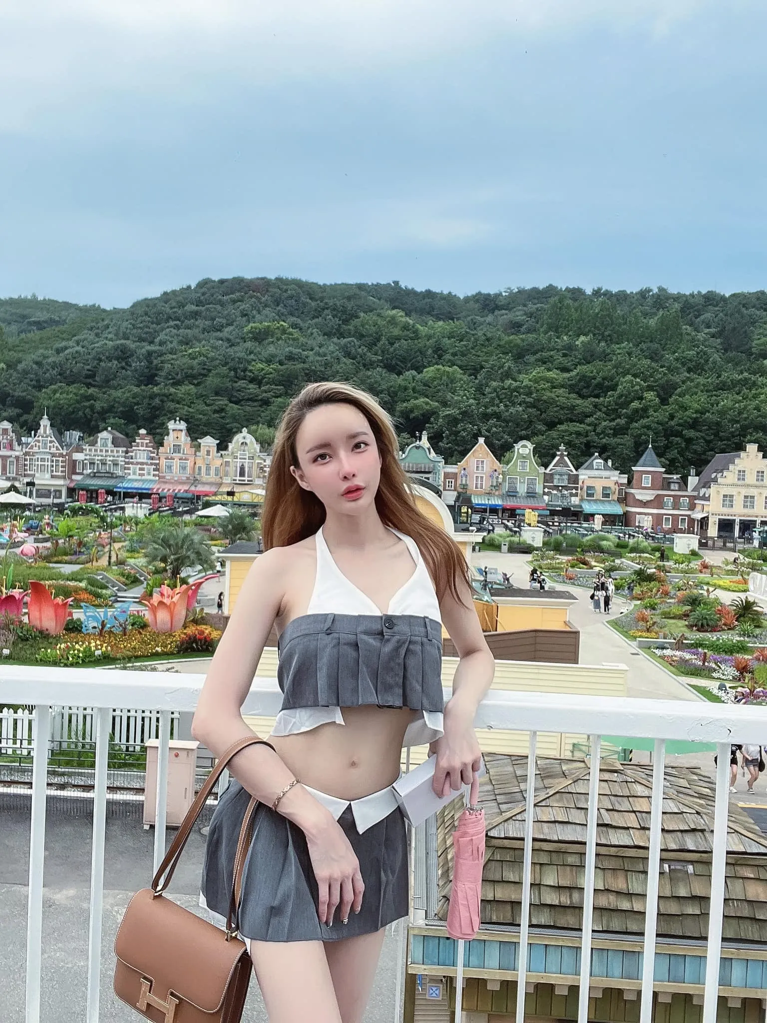น้องปีใหม่ ธารารัตน์ เน็ตไอดอลสาวสวยดาว Onlyfans 1