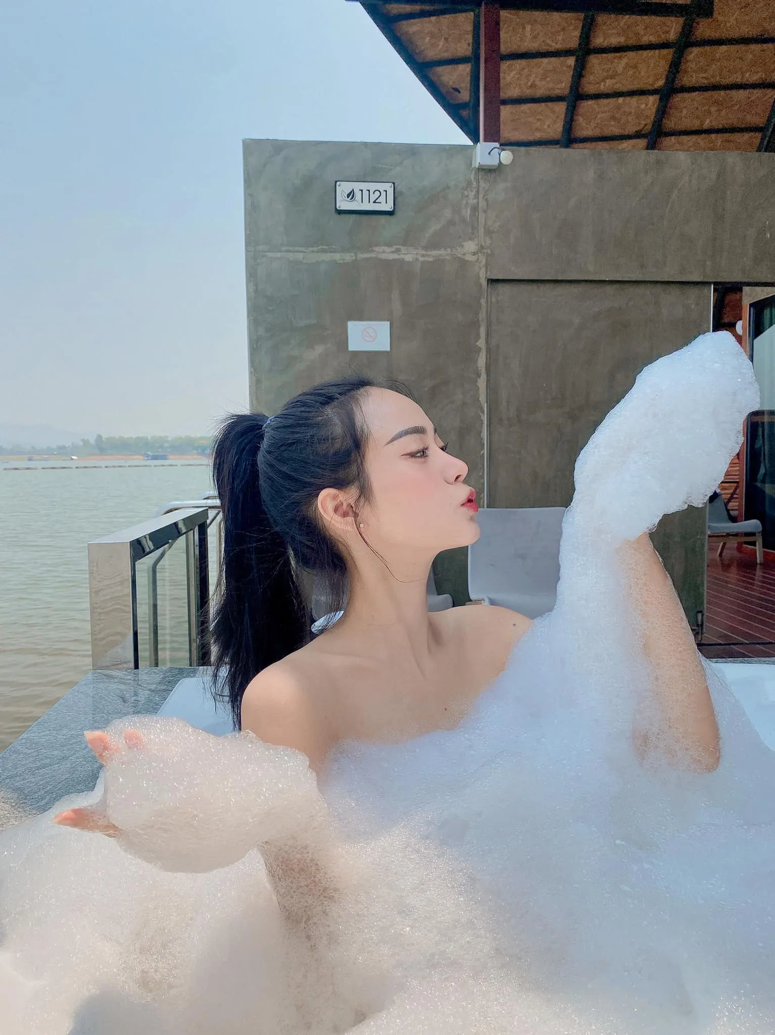 เอื้อย พรสวรรค์ เน็ตไอดอลสาวสวยสุดเซ็กซี่ 3