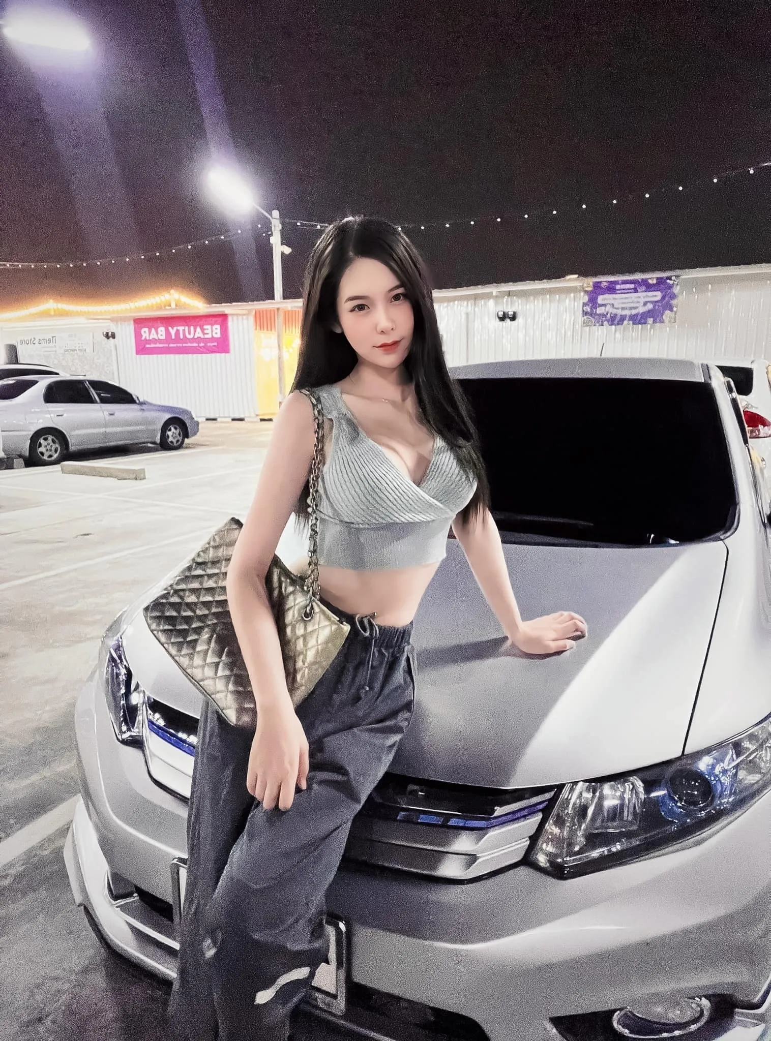 แบม ณัฐพร เน็ตไอดอลพริตตี้สาวสวยดาว Onlyfans 31