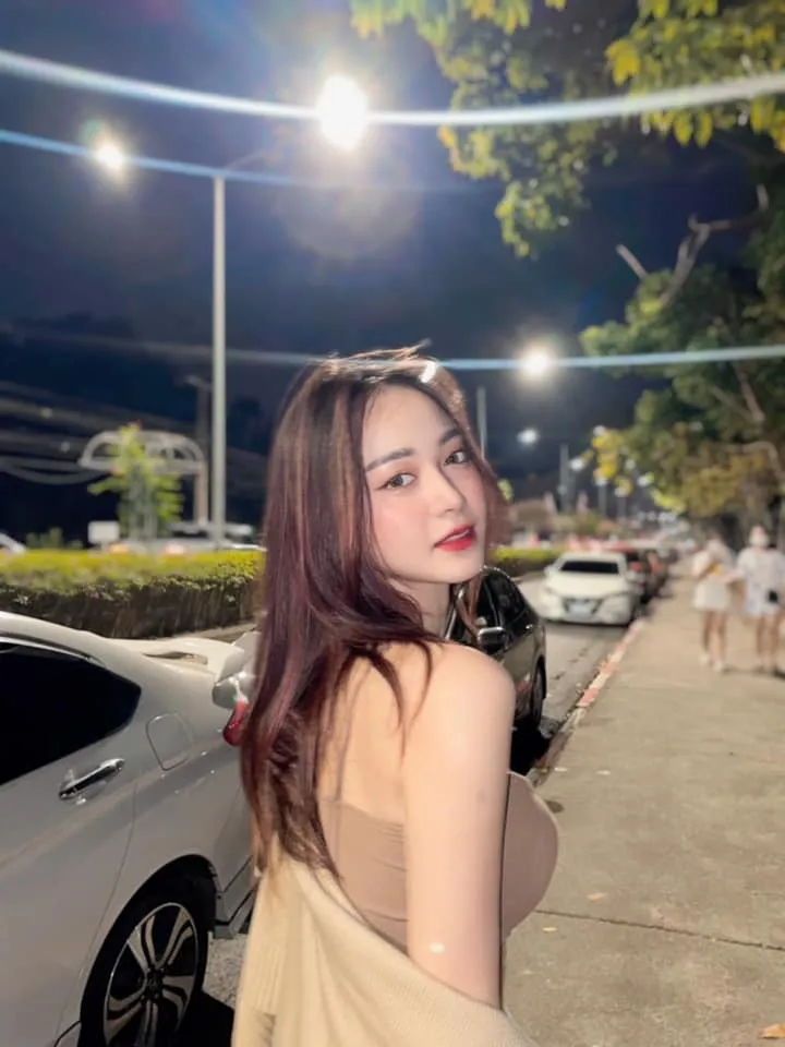 เอื้อย พรสวรรค์ เน็ตไอดอลสาวสวยสุดเซ็กซี่ 33