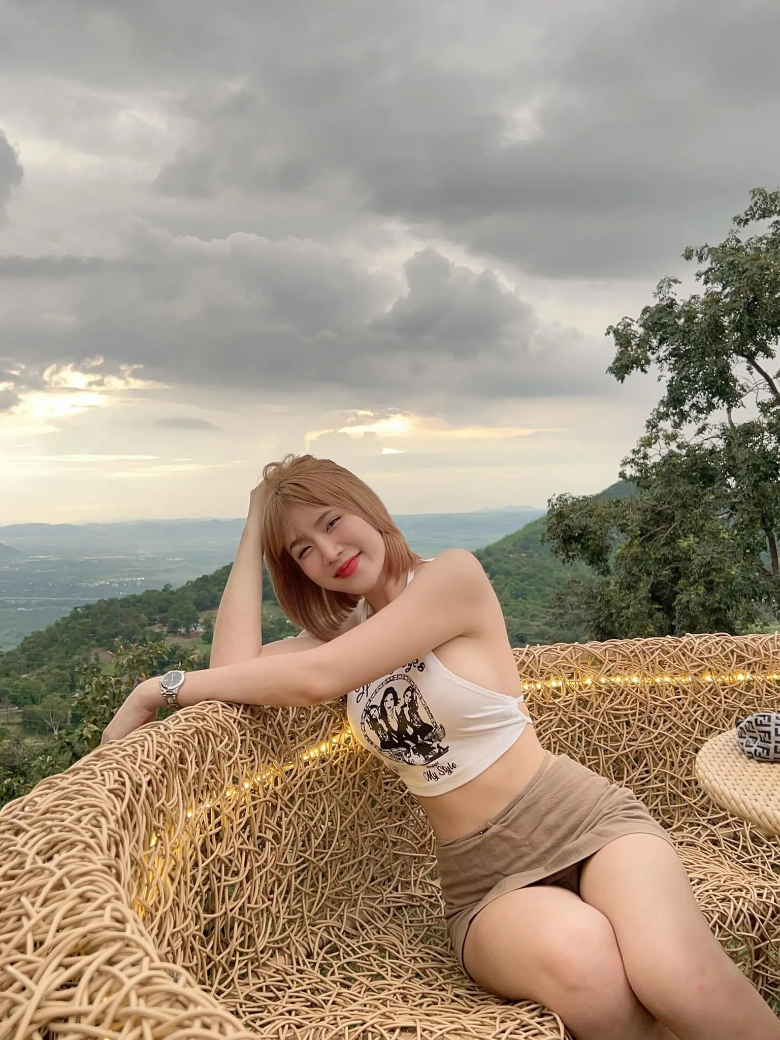น้องพลอย อรดา เน็ตไอดอลสาวสวยสุดเอ็กซ์ ดาว Onlyfans 16
