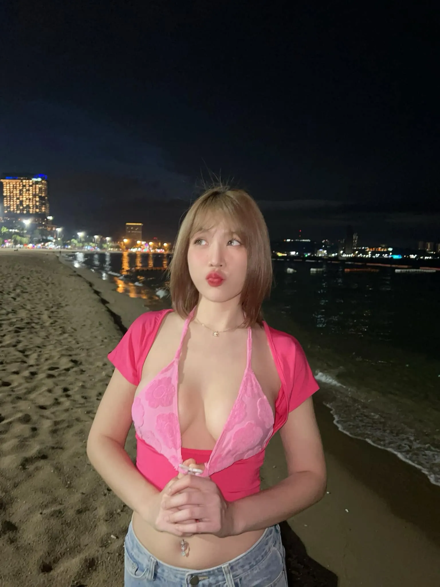 น้องพลอย อรดา เน็ตไอดอลสาวสวยสุดเอ็กซ์ ดาว Onlyfans 8