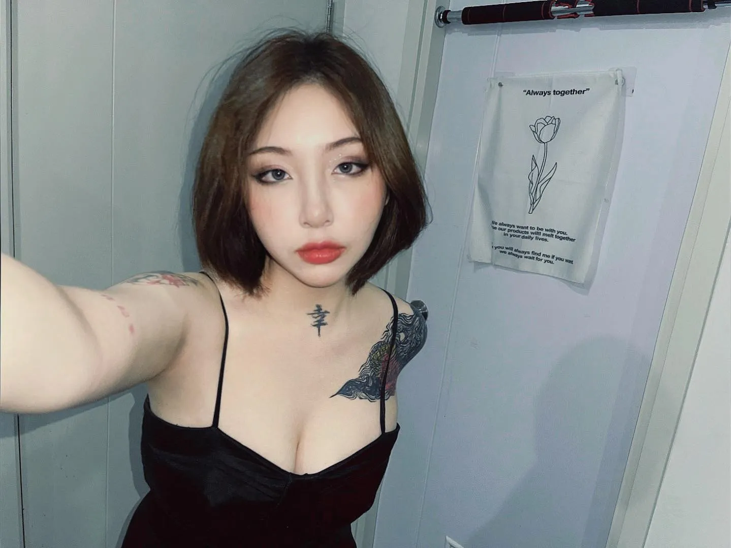 น้องซายา เน็ตไอดอลสาวสวยรอยสักสุดเซ็กซี่ดาว Onlyfans 14