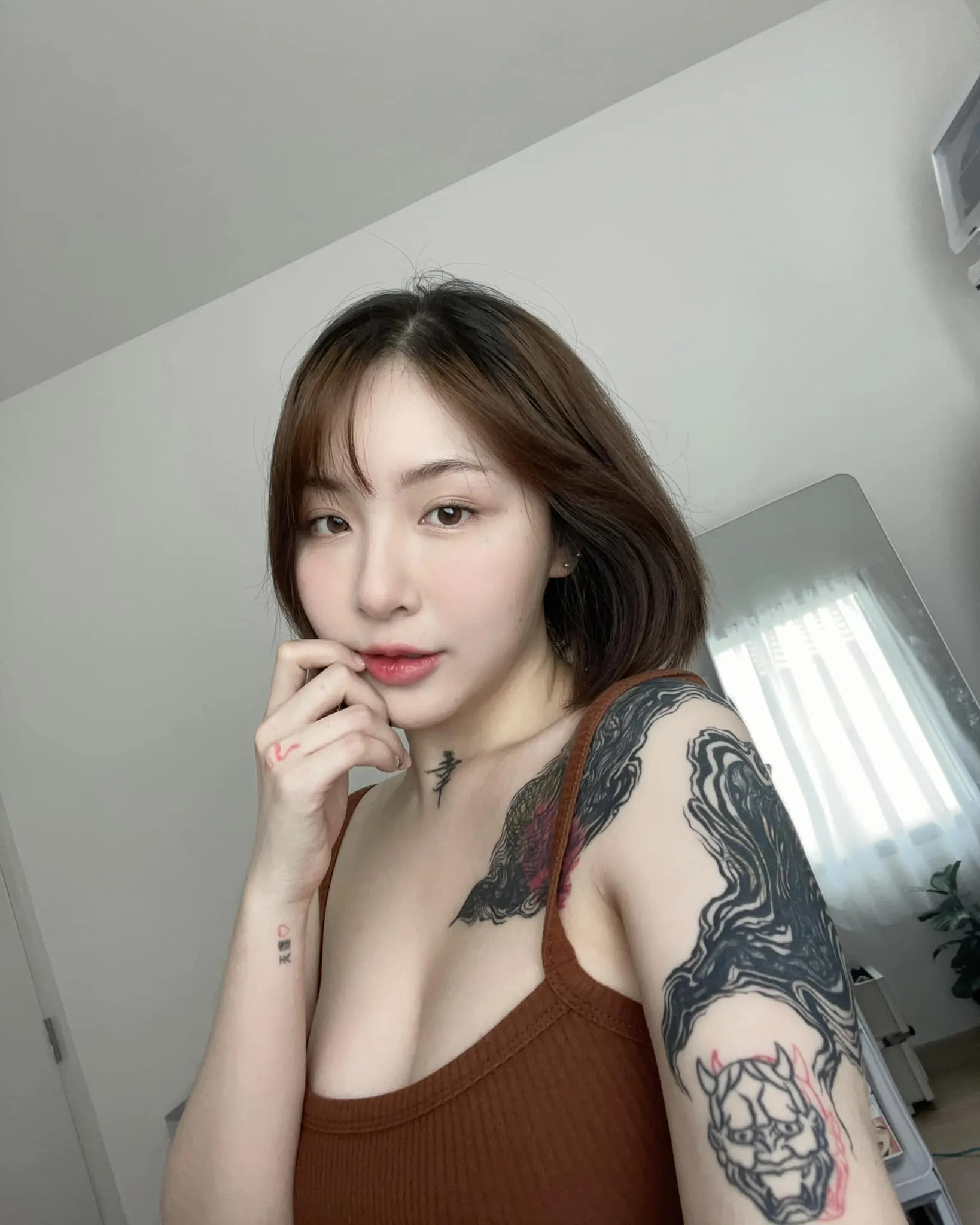 น้องซายา เน็ตไอดอลสาวสวยรอยสักสุดเซ็กซี่ดาว Onlyfans 32