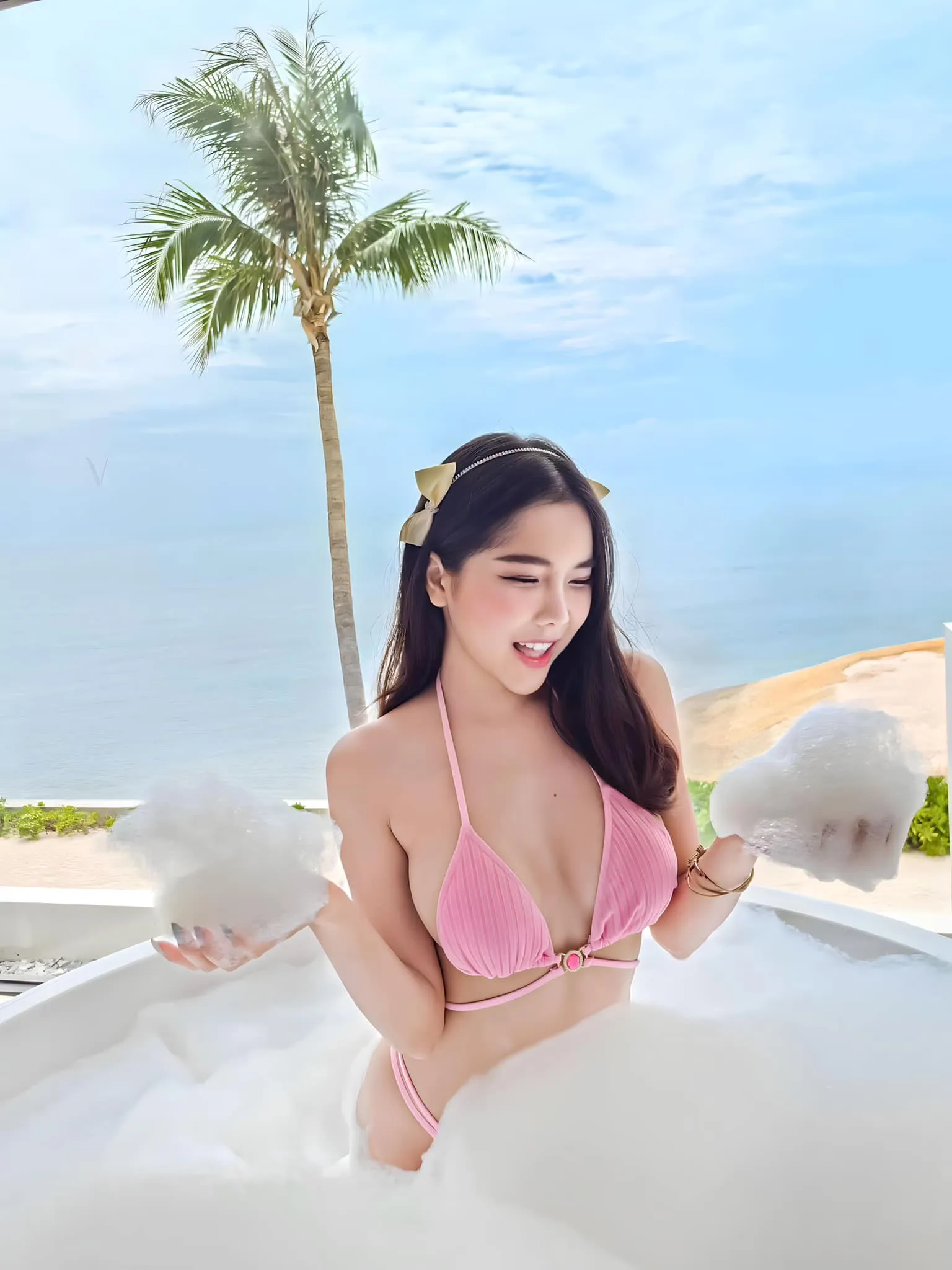 ใบเฟิร์น พิชญ์ชามญช์ เน็ตไอดอลสาวสวยสุดเซ็กซี่ดาว Onlyfans 29