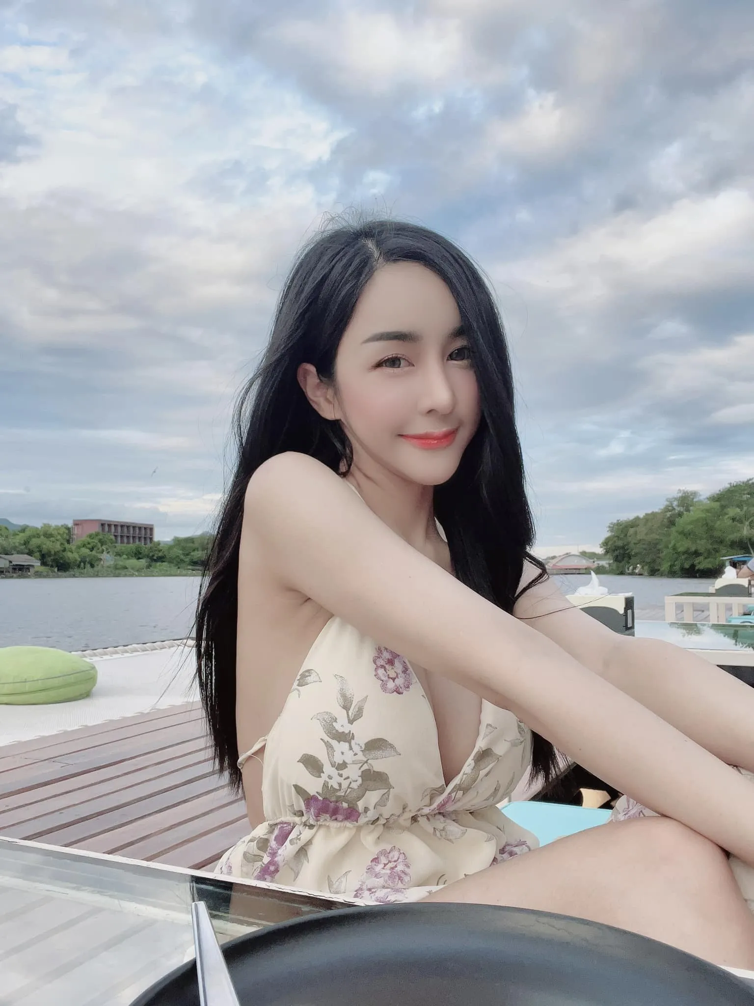 น้องจุ๊บจิ๊บ นางแบบสาวสวยดาวยั่วพร้อมผลงานวาบหวิวสุดเซ็กซี่ 18+ 2