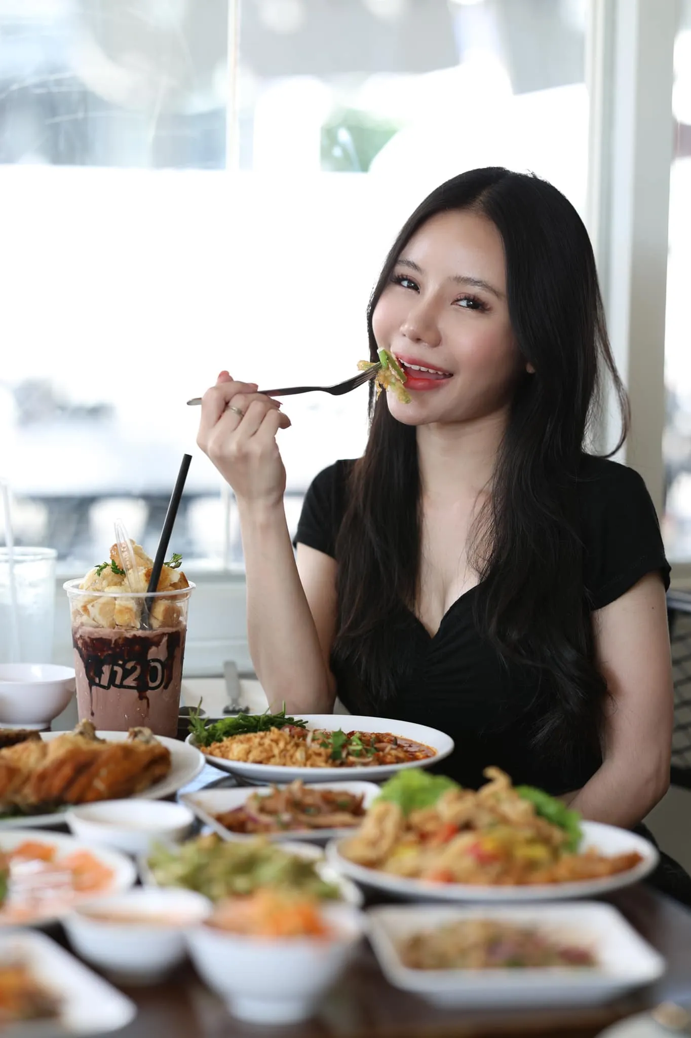 ฟ้า ศุภิสรา เน็ตไอดอลสาวสวยสุดเอ็กซ์ ดาวยั่วมาแรง 12
