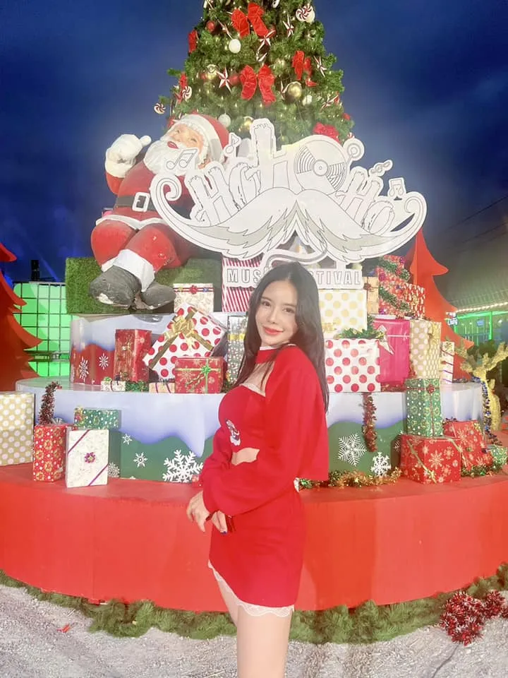 ฟ้า ศุภิสรา เน็ตไอดอลสาวสวยสุดเอ็กซ์ ดาวยั่วมาแรง 17