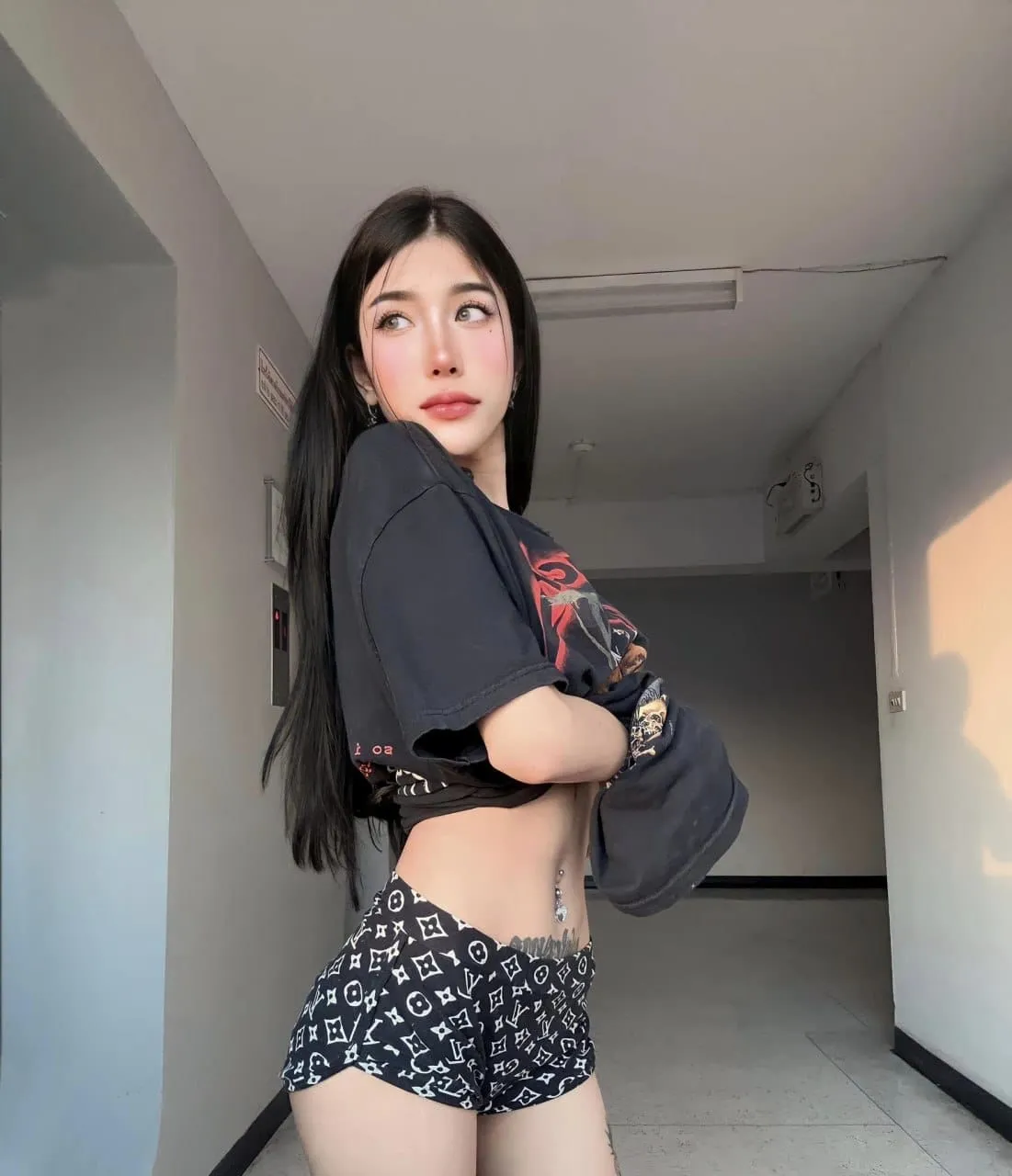 Cornne ทวิต