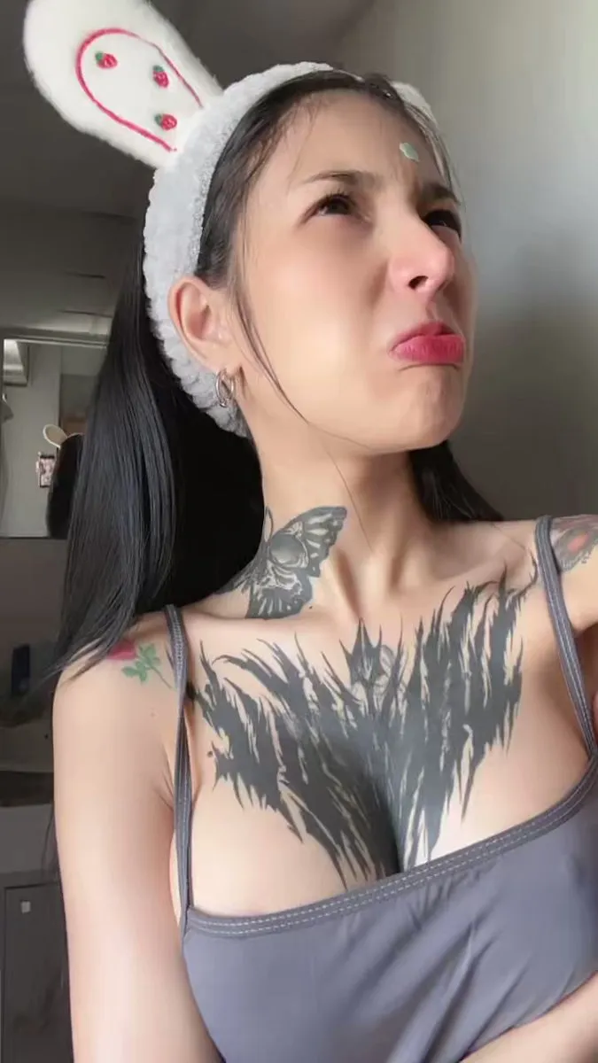 Cornne เน็ตไอดอล สาวสวยรอยสัก ผลงานเสียว ดาวOnlyfans 28