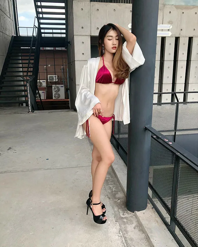 กุ๊งกิ๊ง แม่สาวขนดก นางแบบ สาวสวยสุดแซ่บ ผลงานเสียว ดาวonlyfans 14
