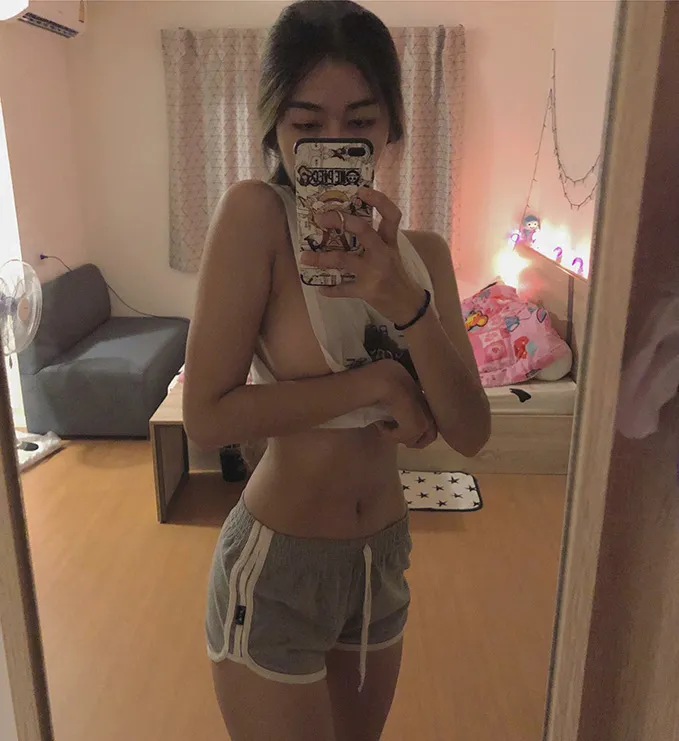 กุ๊งกิ๊ง แม่สาวขนดก นางแบบ สาวสวยสุดแซ่บ ผลงานเสียว ดาวonlyfans 17
