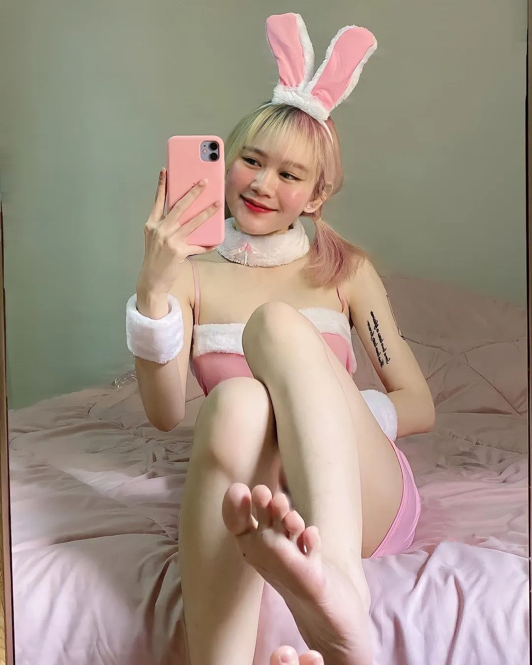 ลูกพีช accpeachy เน็ตไอดอล สาวสวยสุดเอ็กซ์ ผลงาน18+ ดาวonlyfans 6