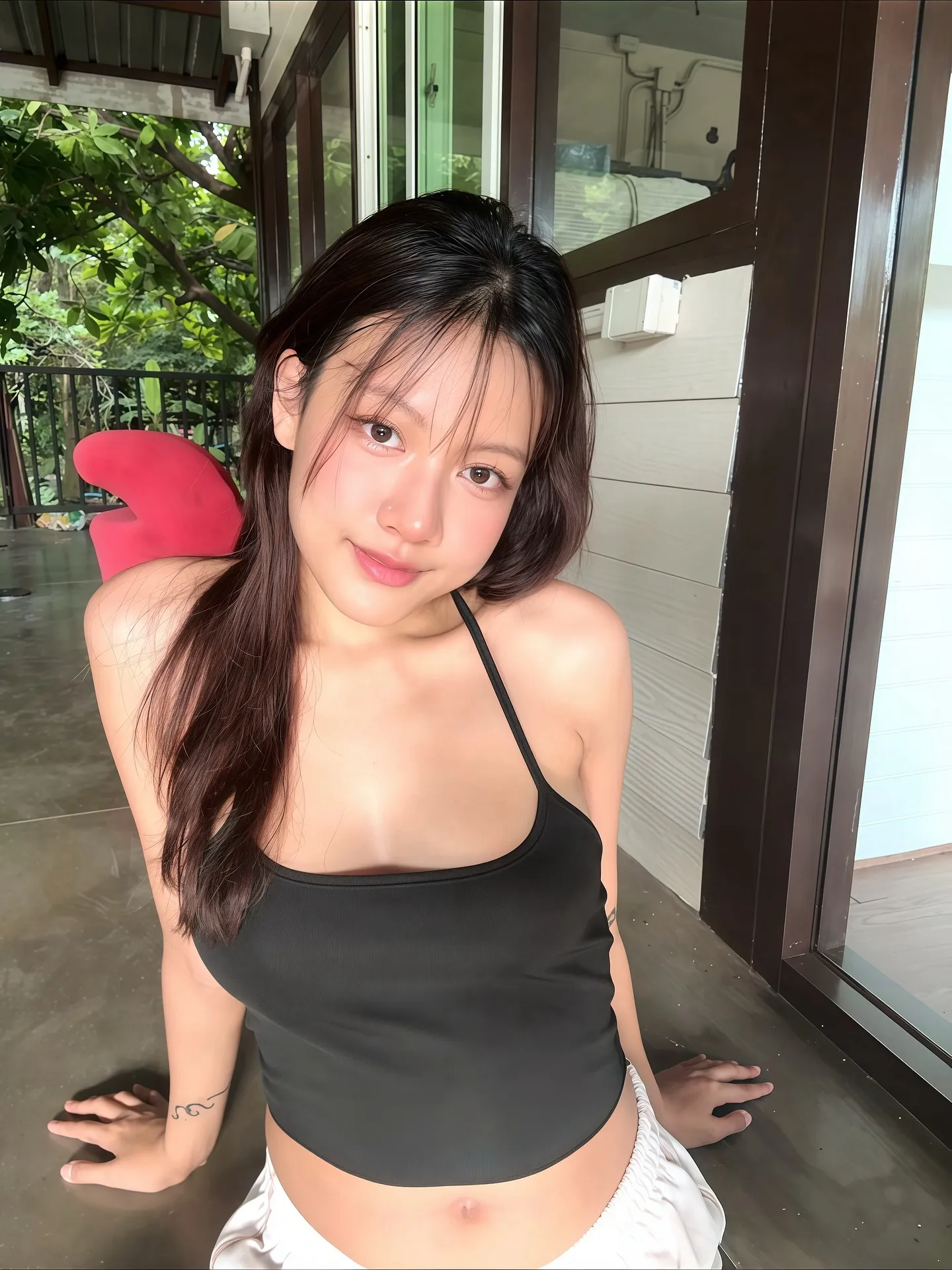 Valniez สาวสุดฮอต ผลงานเซ็กซี่ คอนเทนต์เร่าร้อน ดาวvk ตัวแม่ 23